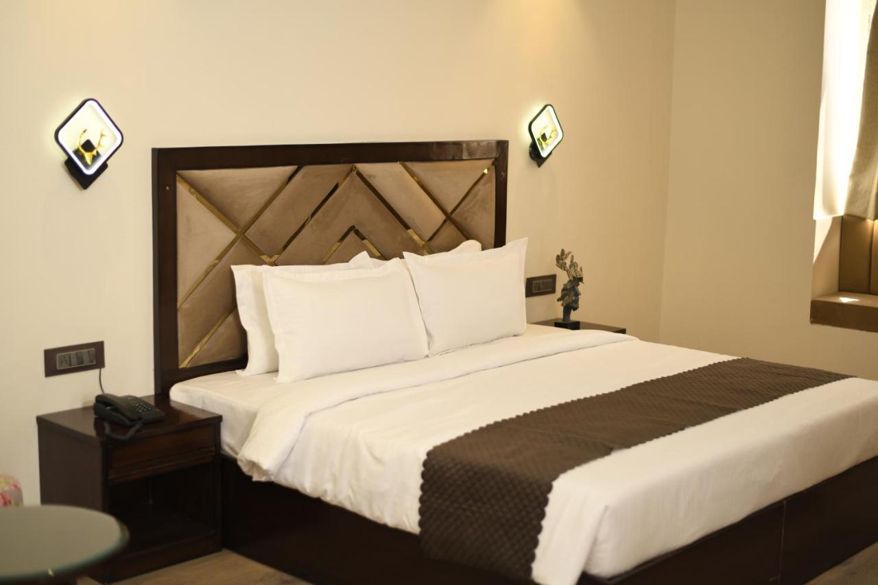 Cloud Social Hotel Shillong Buitenkant foto