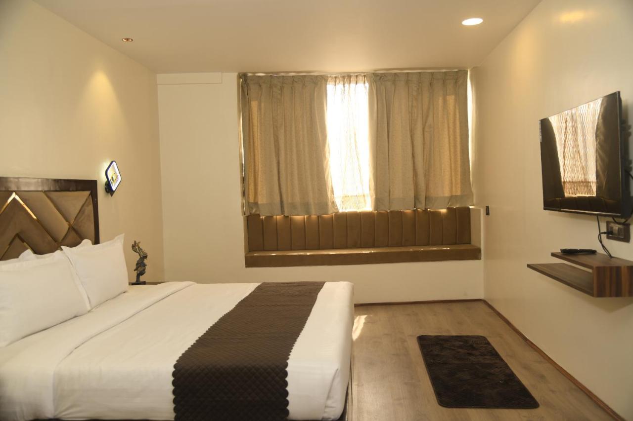 Cloud Social Hotel Shillong Buitenkant foto