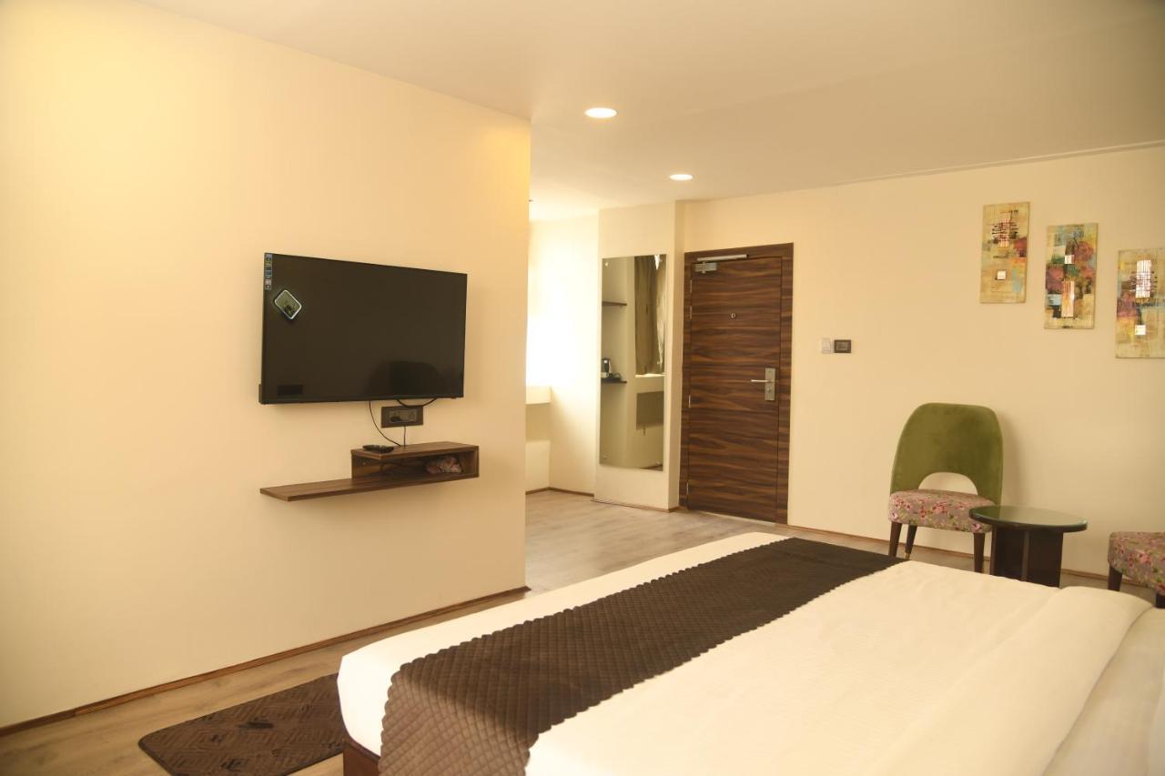 Cloud Social Hotel Shillong Buitenkant foto